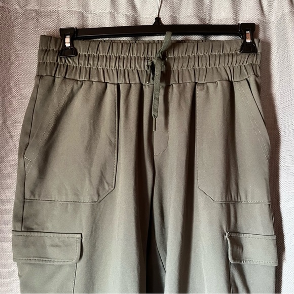 🎉HP🎉 Mondetta Army Green Cargo Jogger Pants - Picture 3 of 12
